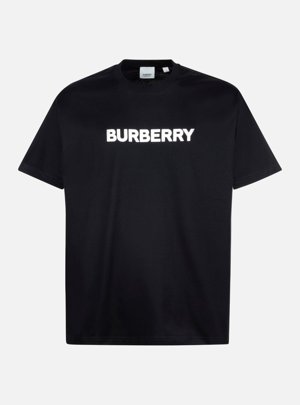 T-shirt logo relief