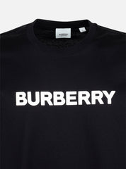 T-shirt logo relief