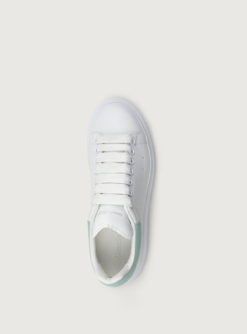 Sneaker oversize