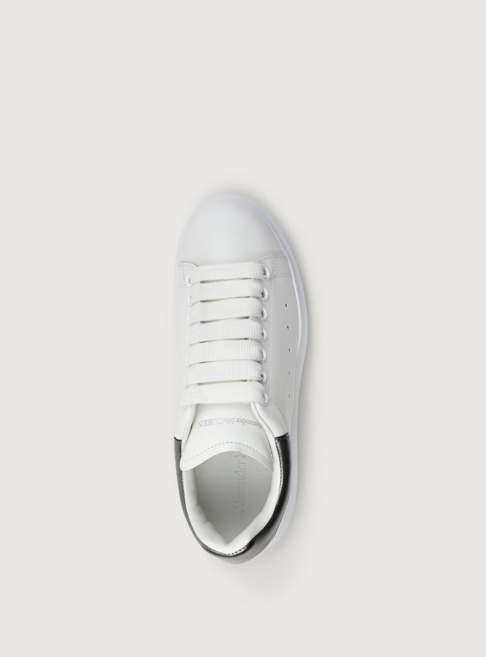 Sneaker oversize
