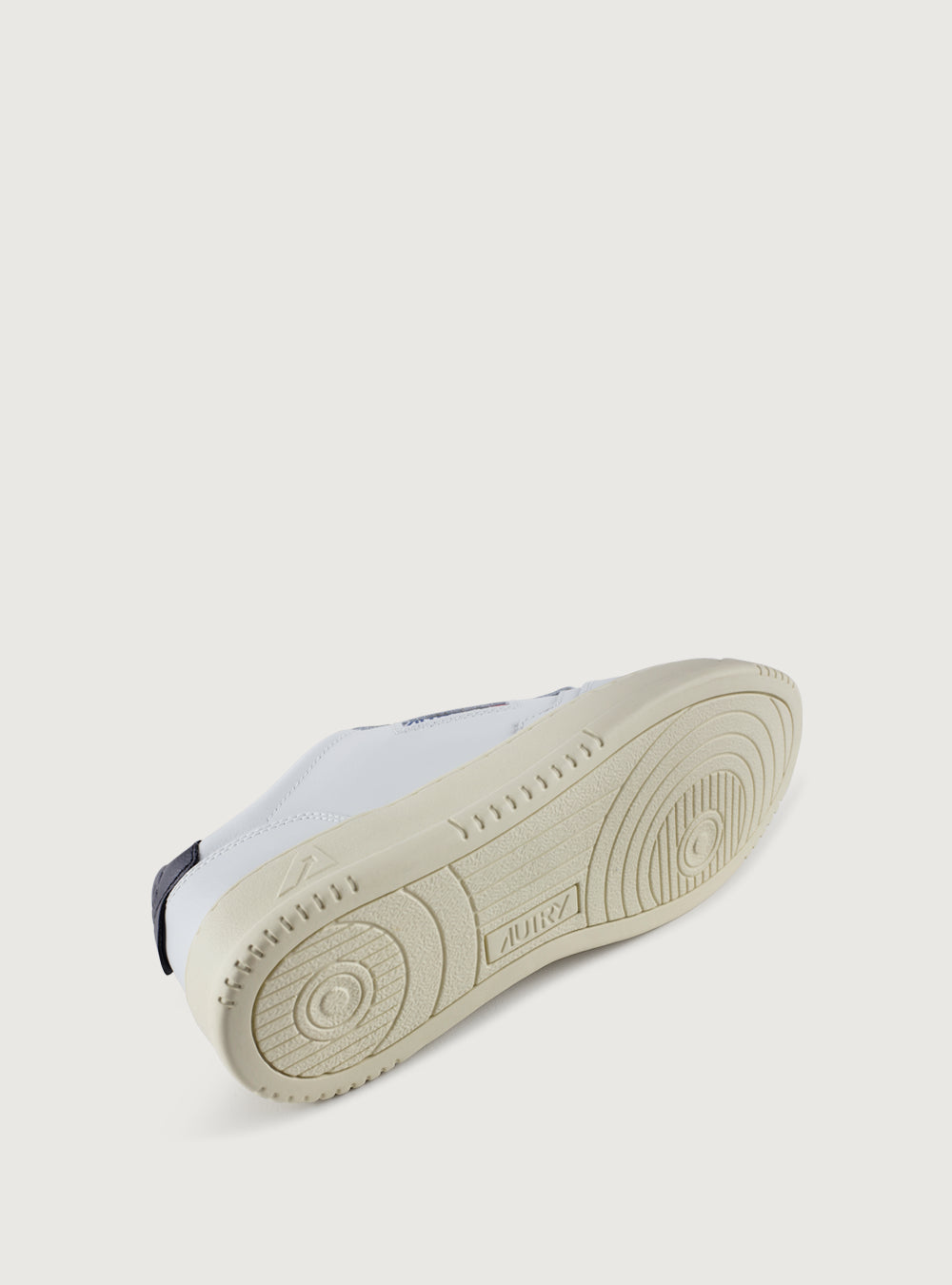Sneaker Medalist Low LL22