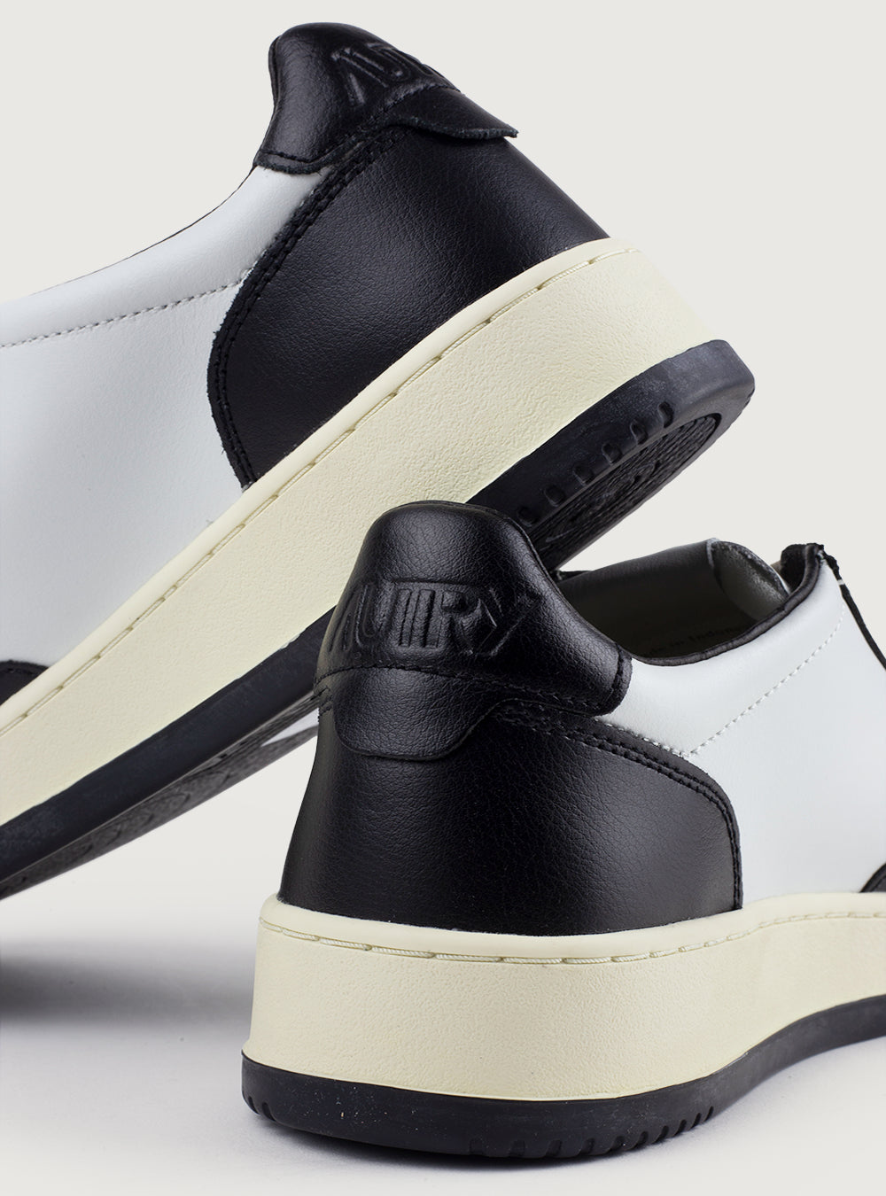 Sneaker Medalist Low WB01