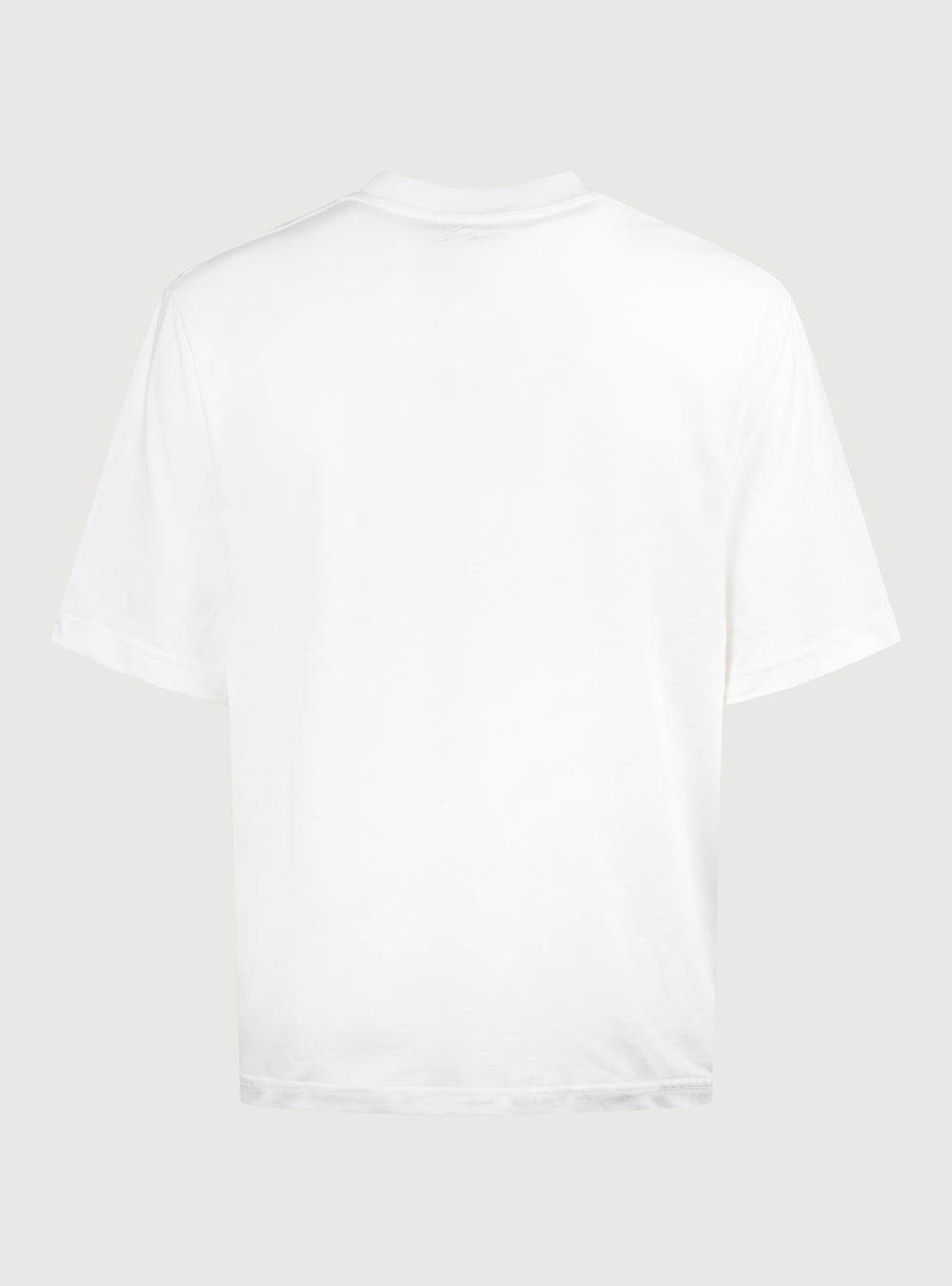 T-shirt logo J